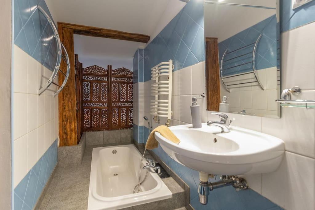 Pauza 3 Bedroom Apartment! Old Town Krakau