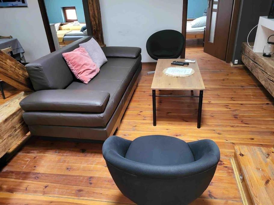 Pauza 3 Bedroom Apartment! Old Town Apartment *