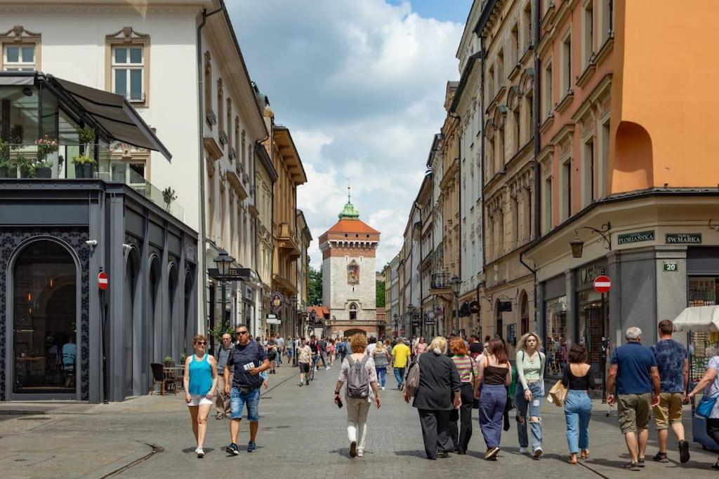 Apartment Pauza 3 Bedroom Apartment! Old Town Krakau
